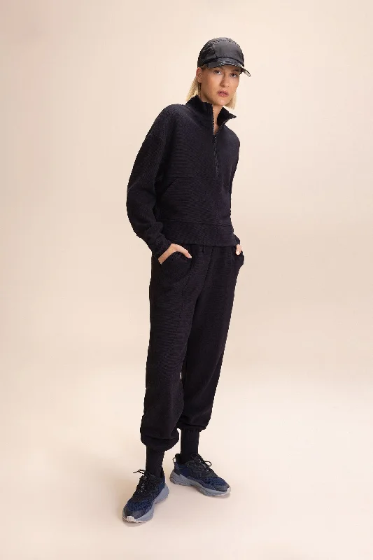 Stretch Design Sleek Pants