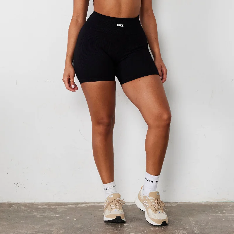 Multi-functional style Vanquish Ribbed Seamless Black Shorts