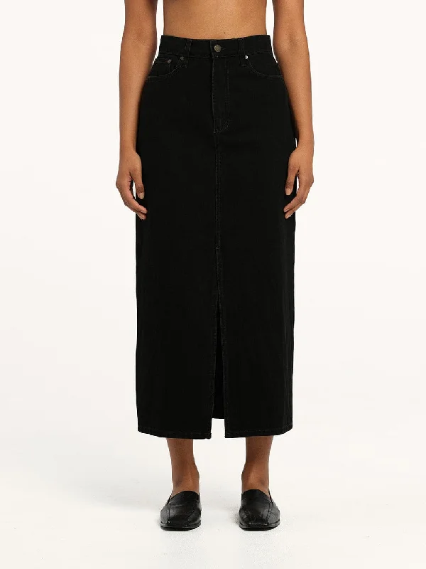 Dessert Matching Avery Skirt Black