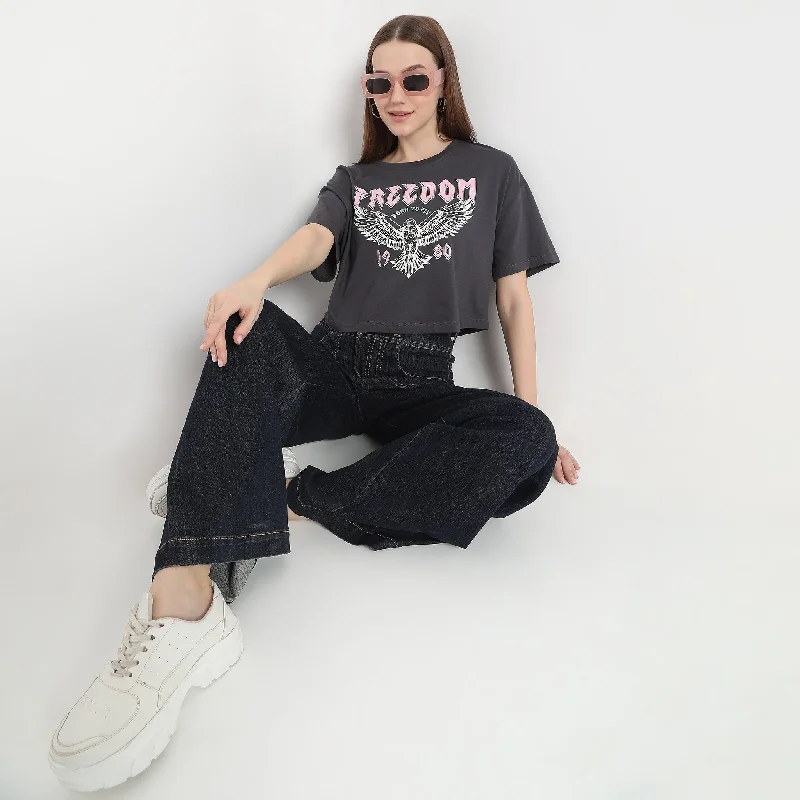 Ultra-lightweight Boxy Fit Graphic Freedom Crop T-Shirt