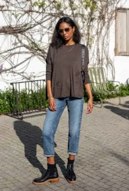 Sweet breath Mersea The Catalina Travel Sweater Hot Chocolate