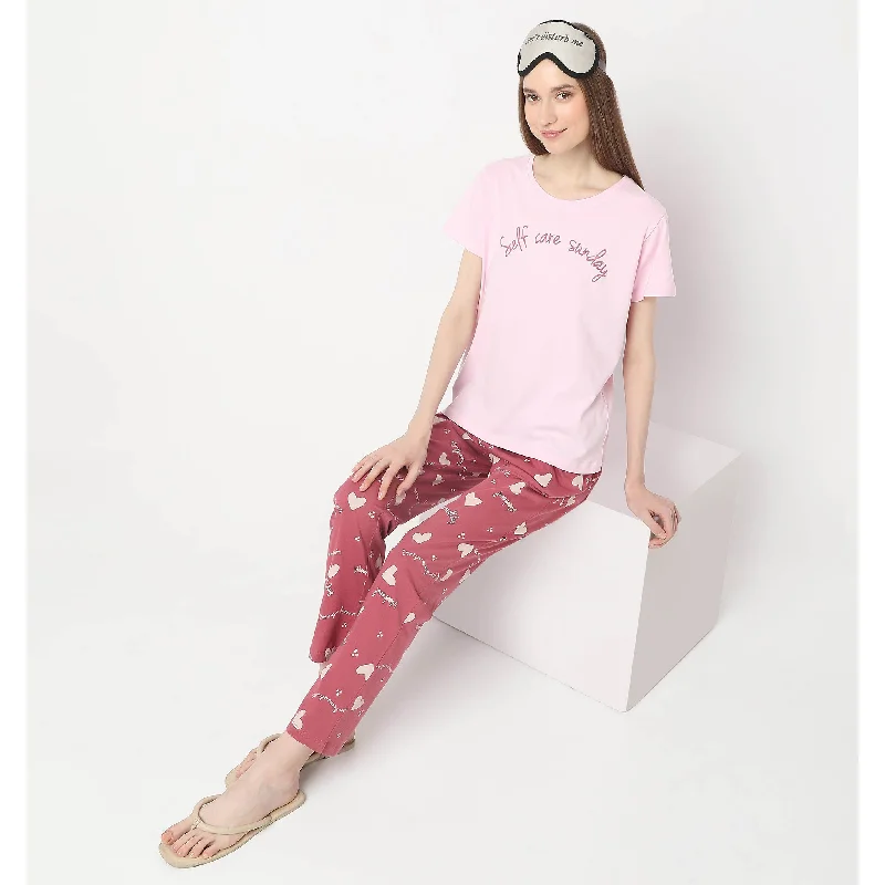 Wandering freely Text Print Straight Lounge T-Shirt