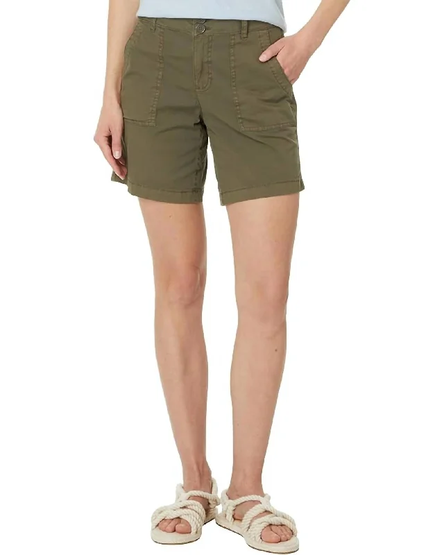 Carefree Style Renegade Shorts In Burnt Olive