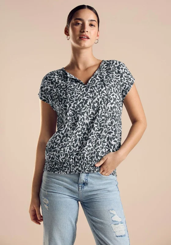 Eye-catching Personality Street One Leaf Print Short Sleeve Top, Cool Vintage Green