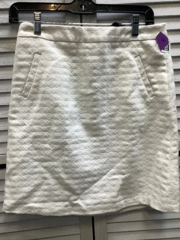 Elegant And Lazy Skirt Mini & Short By Mario Serrani In White, Size: Xs
