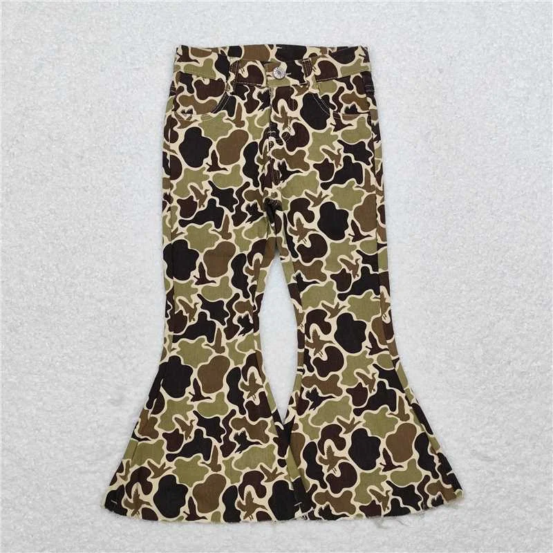 Design And Tailoring P0529 Baby Girls Camo Duck Fall Bell Flare Denim Pants