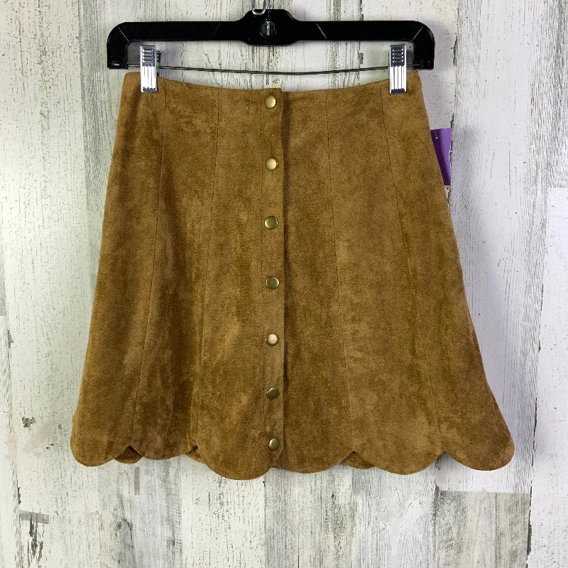 Casual And Versatile Skirt Mini & Short By Impeccable Pig In Brown, Size: 6