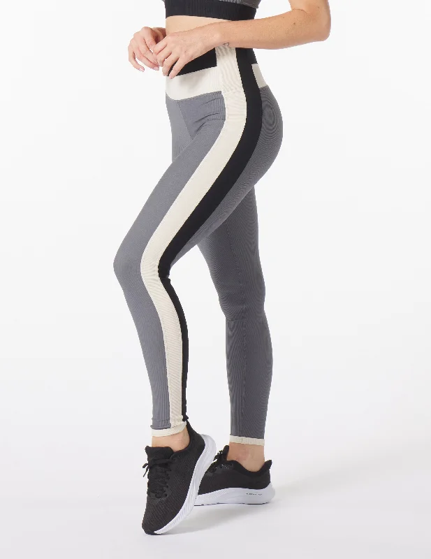 French Retro Directional Legging: Carbon/Oatmilk/Black