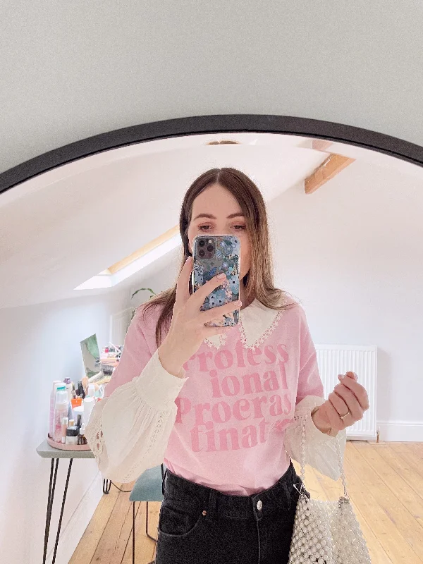 Single item design Professional Procrastinator - Unisex Fit T-Shirt