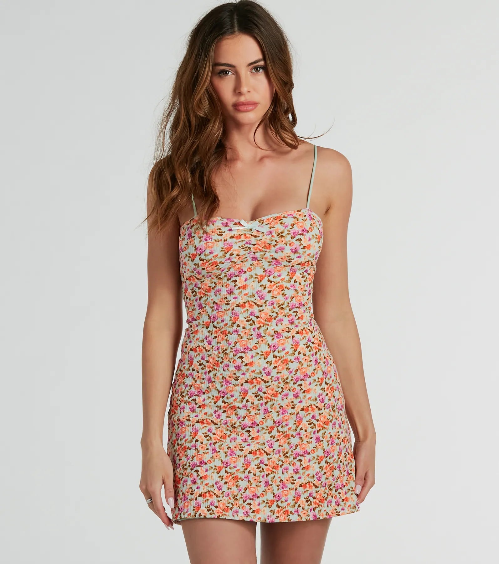 Thin Design Day To Night Charm Lace-Up Ditsy Floral Mini Dress
