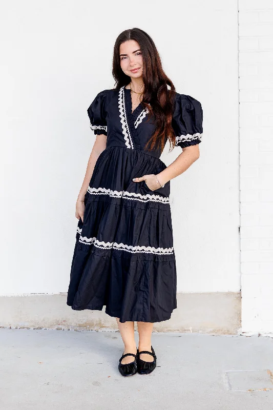 Slightly Flared Design BLAKE MIDI DRESS