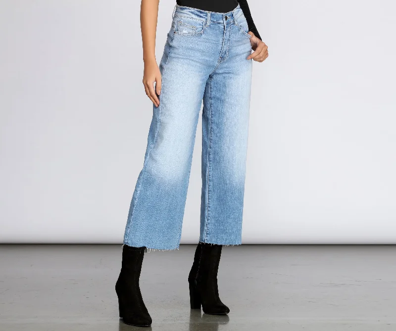 Loose Fit High Rise Wide Leg Crop Jeans