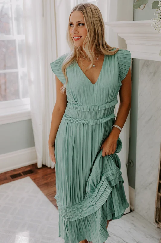 Fresh And Natural Kind Gesture Pleated Midi Dress