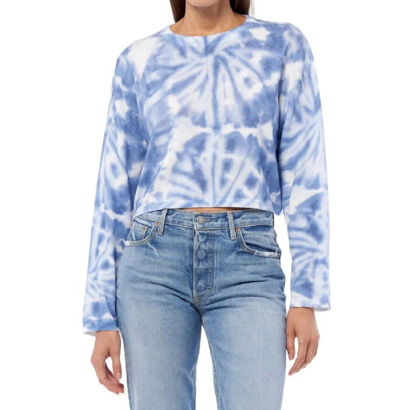 Trendy Traveler Blake Sweater In Azure