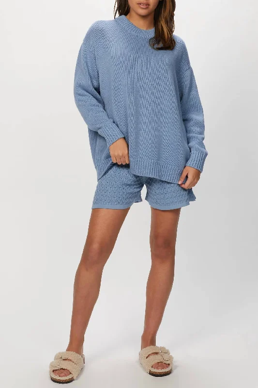 Loose Fit Chunky Crew Neck Jumper In Faded Denim