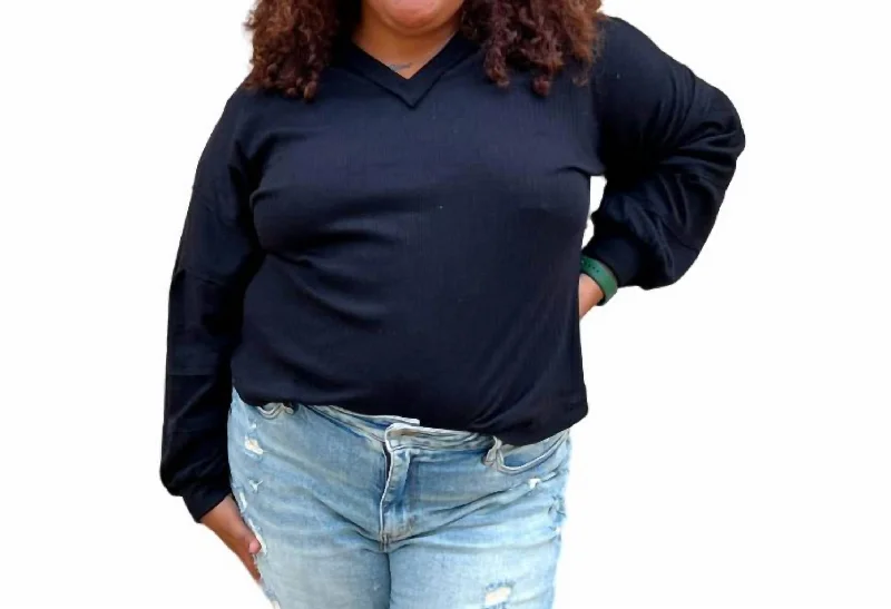 Unique prints Gianna Textured Solid V-Neck Comfy Knit Top In Navy