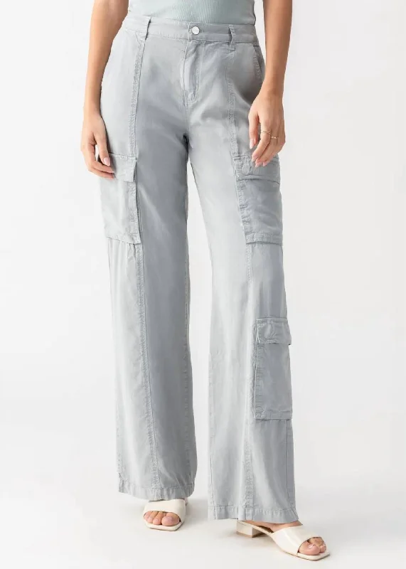 Girl Style Doheny Cargo Pants In Eucalyptus