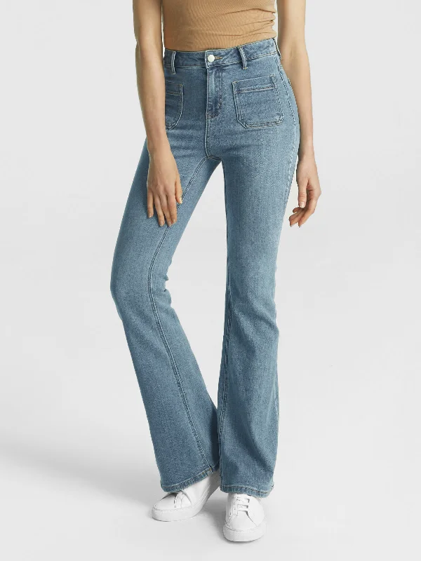 Celebrity Style Front Pocket Flare Jeans