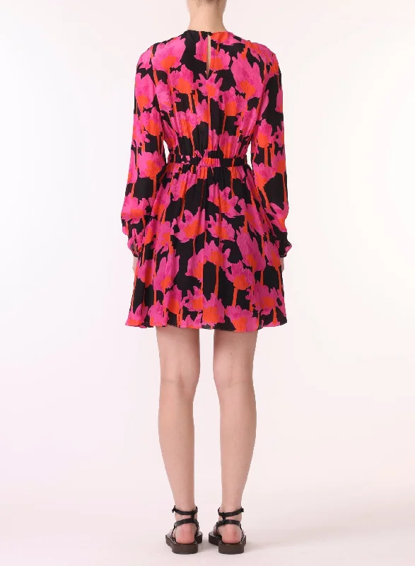 Minimal Style Ls Short Dress W Front Twist Detail