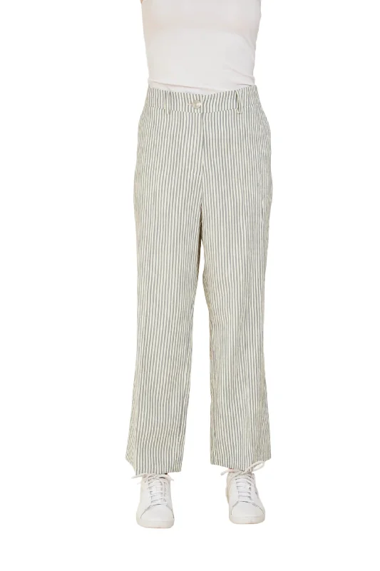 Bottom And Versatile Seersucker Pant In Blue/white