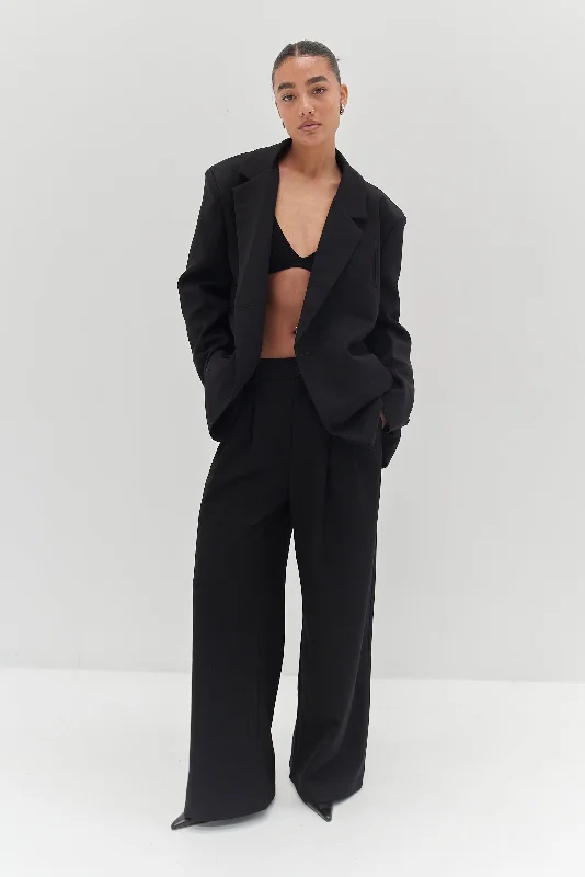 Slightly Flared Design Alex Blazer - Black
